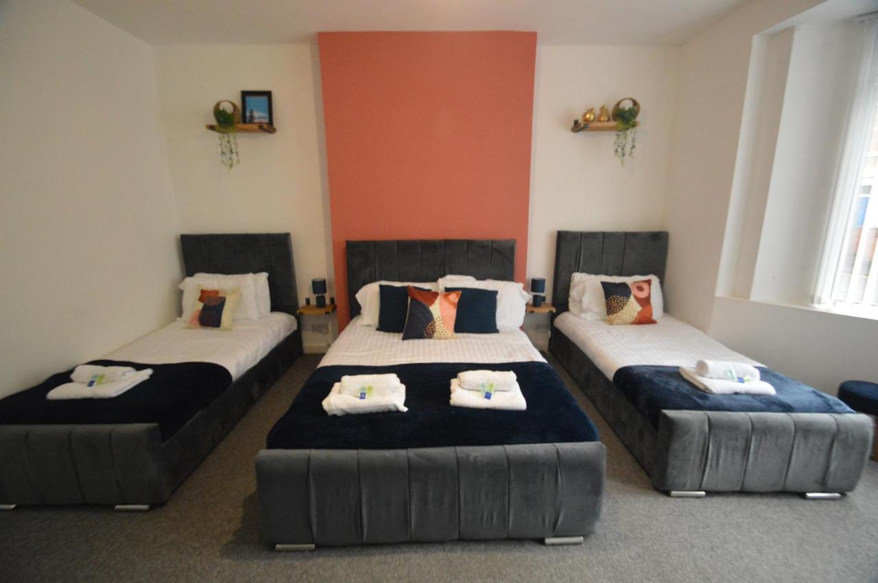 Spacious And Homely 2 Bedroom Flat - Suitelivin เกทส์เฮด ภายนอก รูปภาพ